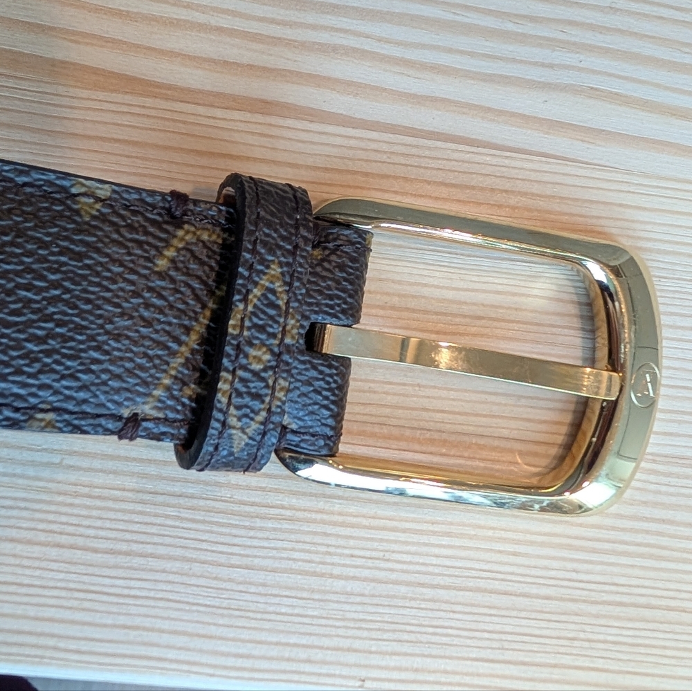 Louis Vuitton Women's Belt - Picture 3 of 9